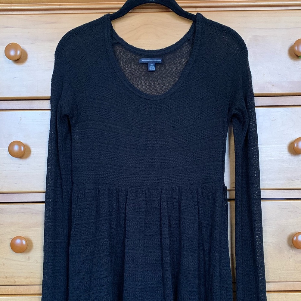 American Eagle Light black sweater